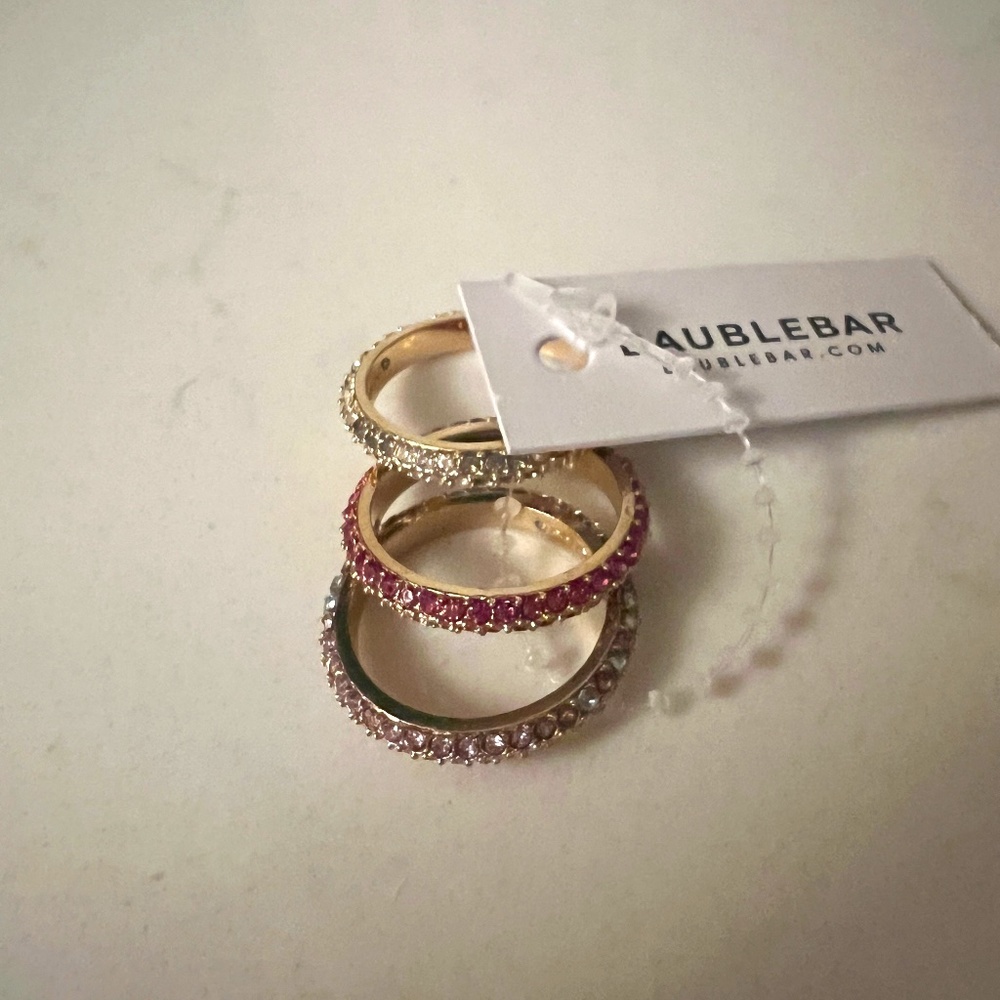 BAUBLE BAR - 3 Stackable Rings - Red, White & Blue